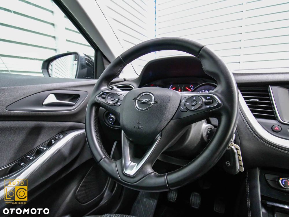 Opel Grandland X 1.2 T Enjoy S&S - 25