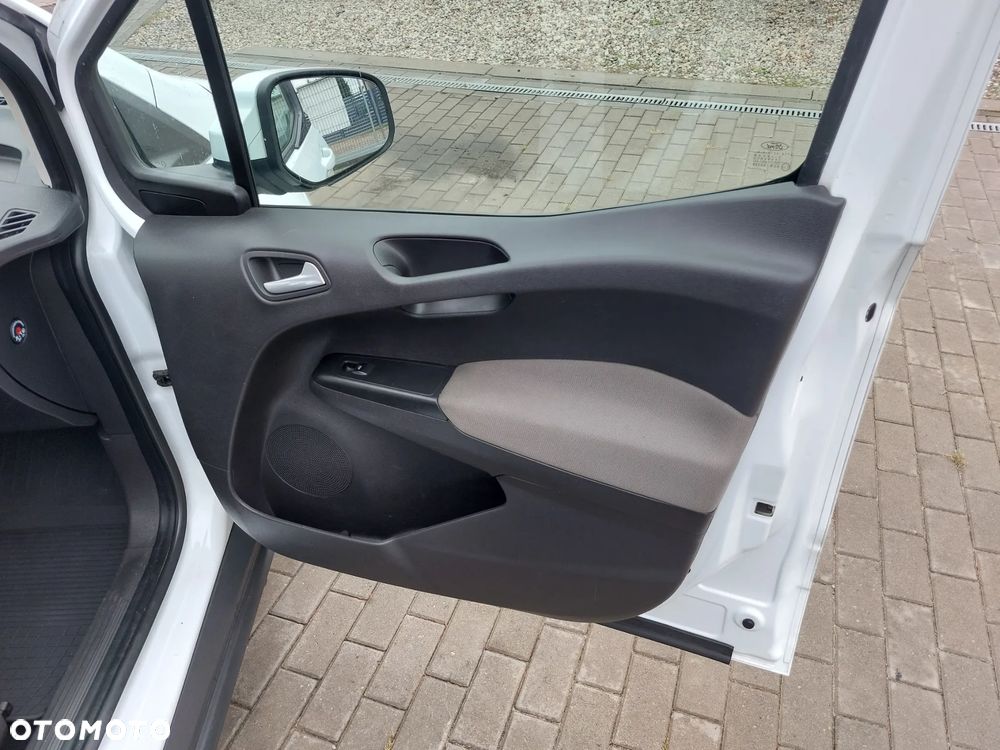 Ford Transit Courier 1.5 TDCi Trend - 21