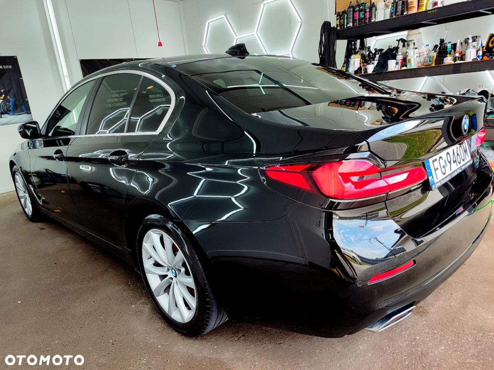 BMW Seria 5 518d Business Edition - 24
