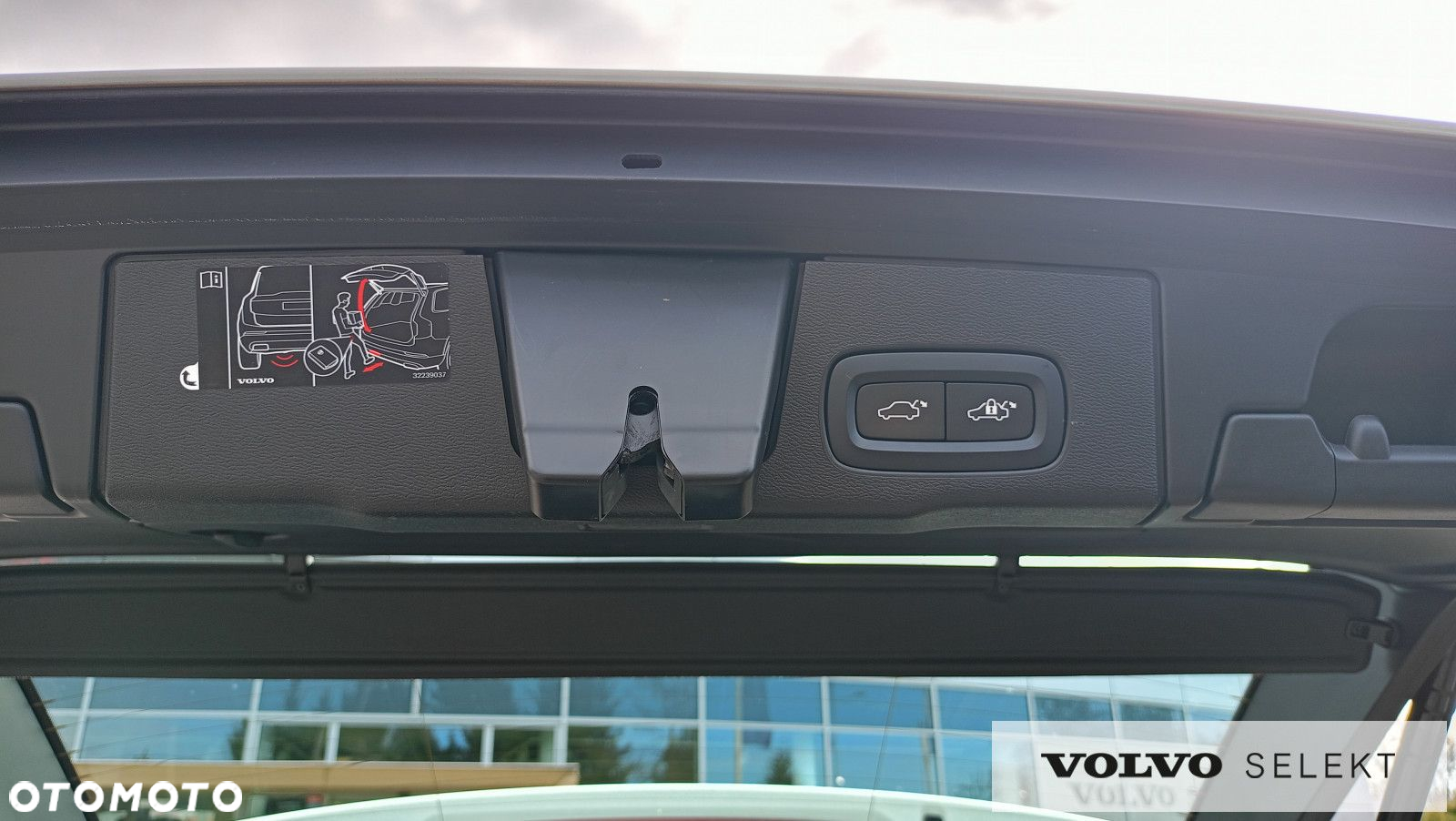 Volvo XC 60 - 25