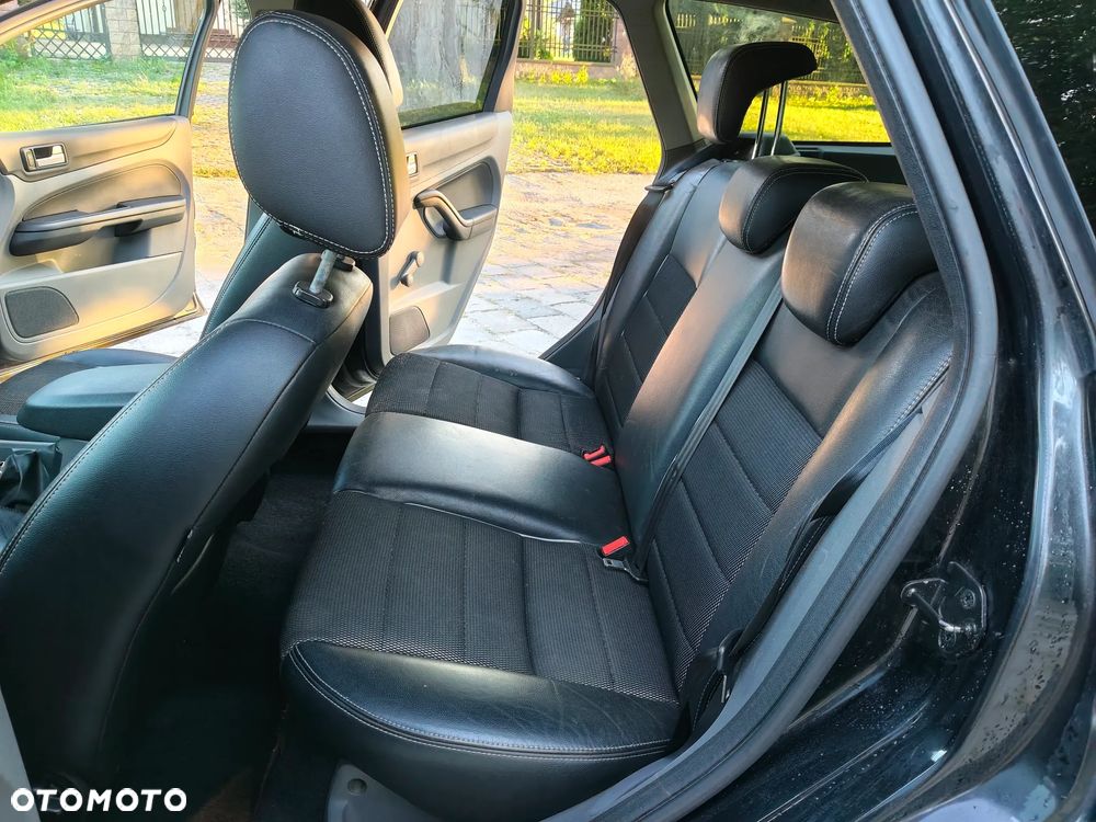 Ford Focus 1.6 TDCi Silver X - 19