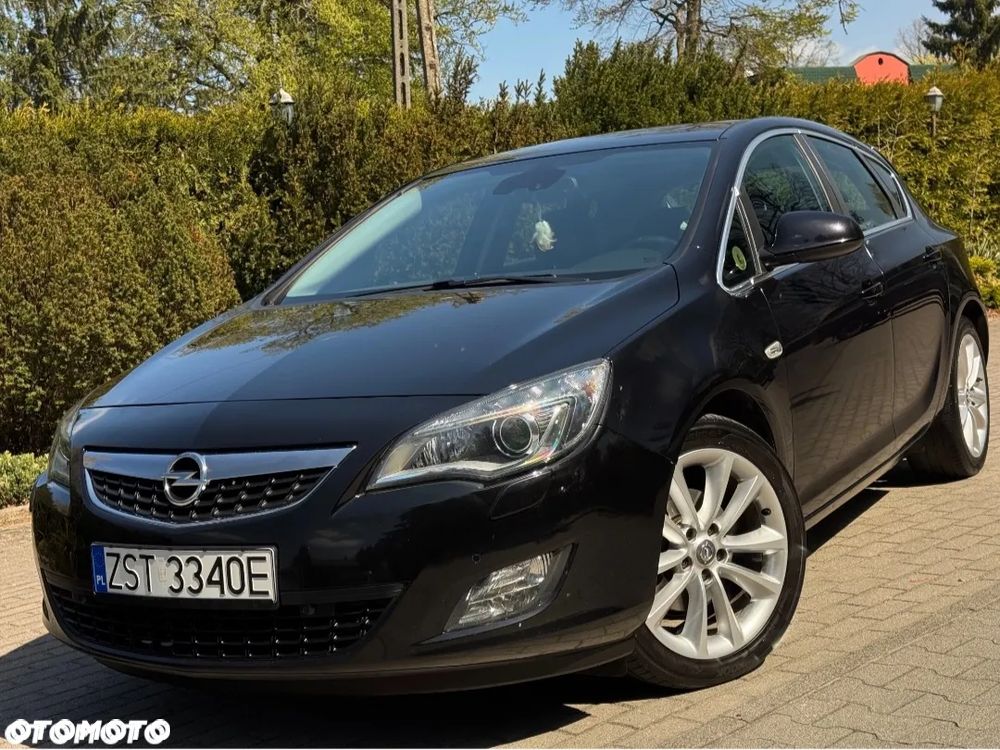 Opel Astra 2.0 CDTI Cosmo - 10