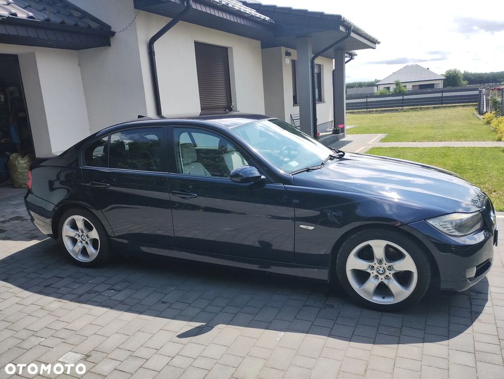 BMW Seria 3 318d - 1