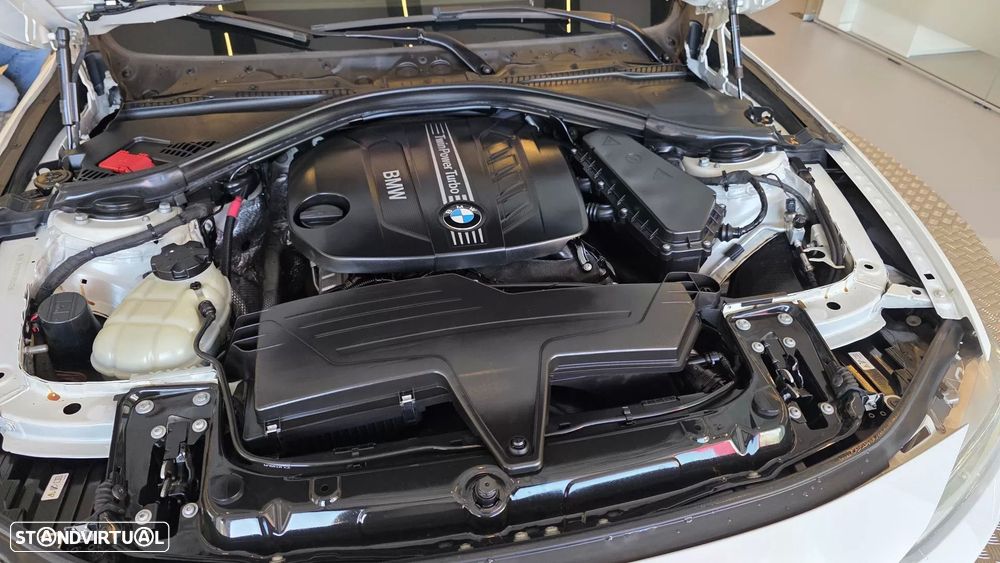 BMW 320 d Touring Sport-Aut. - 28