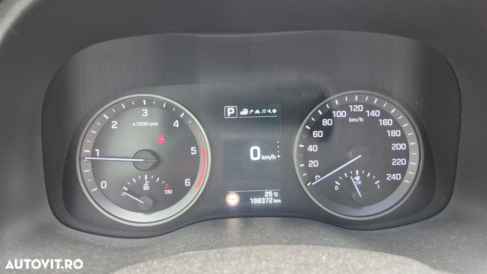 Hyundai Tucson 2.0 CRDI 4WD 6AT Luxury Pack+ - 13