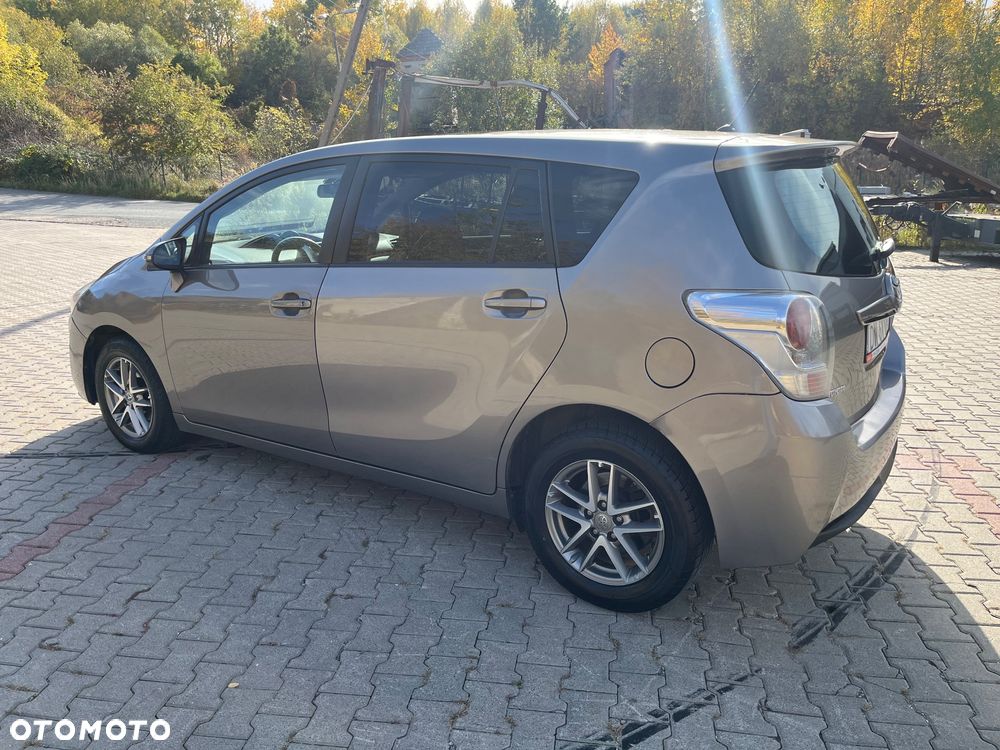 Toyota Verso 1.6 D-4D Prestige 7os - 11