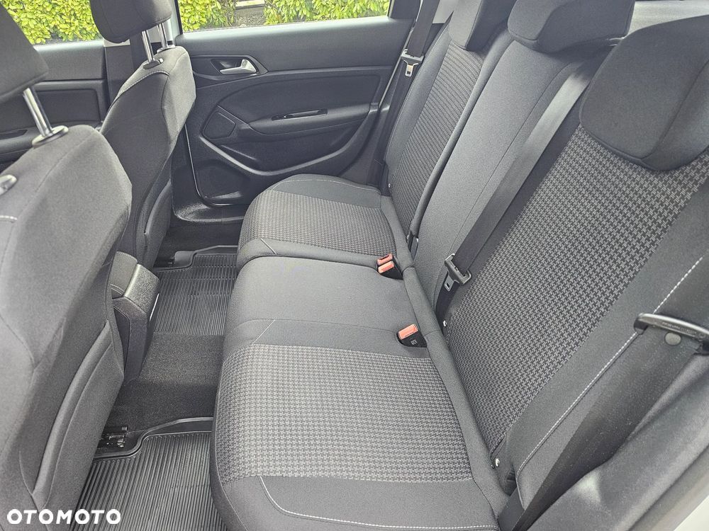 Peugeot 308 1.2 PureTech Active Pack S&S EAT8 - 7