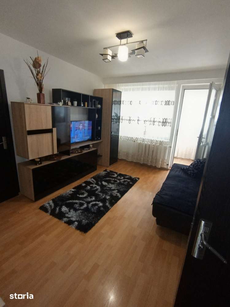 2 camere Parter cu Grădiniță închisă — fotografia 1