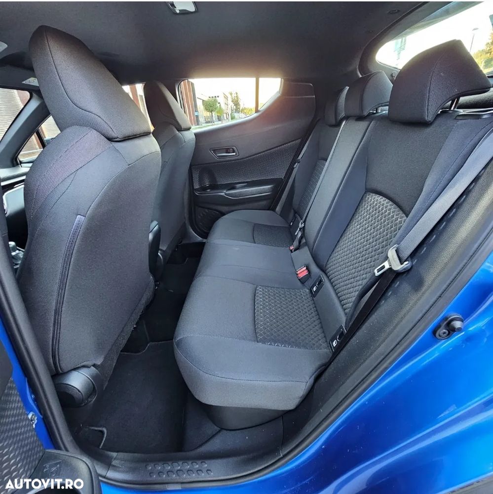 Toyota C-HR 1.8 HSD 4x2 CVT C-lassy LED - 9