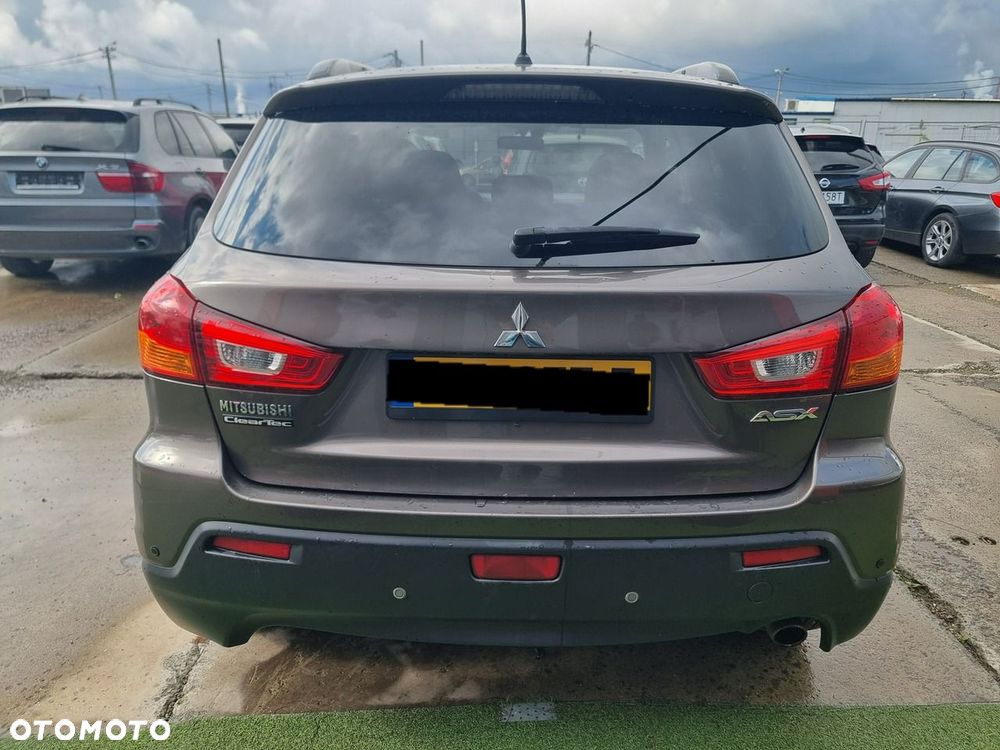 Mitsubishi ASX - 7