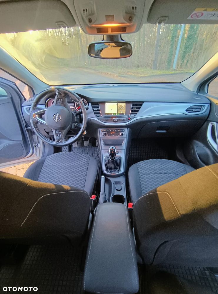 Opel Astra 1.6 CDTI Sport - 12