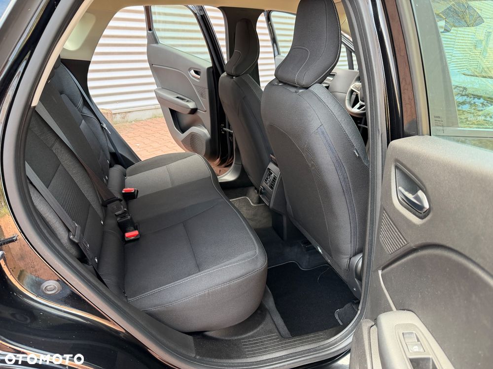Renault Captur BLUE dCi 115 BUSINESS EDITION - 28