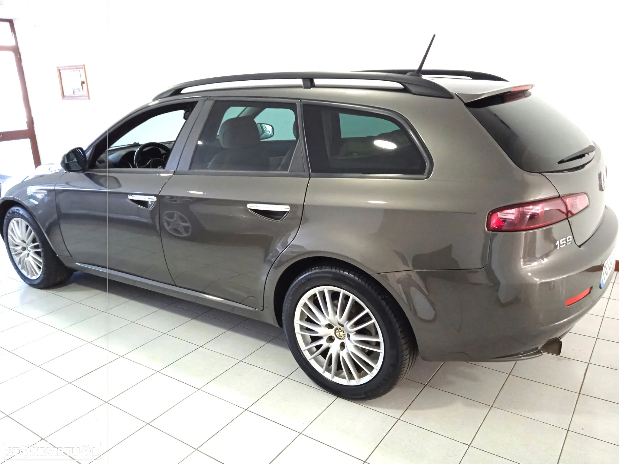 Alfa Romeo 159 Sportwagon 2.0 JTDm Distinctive - 6