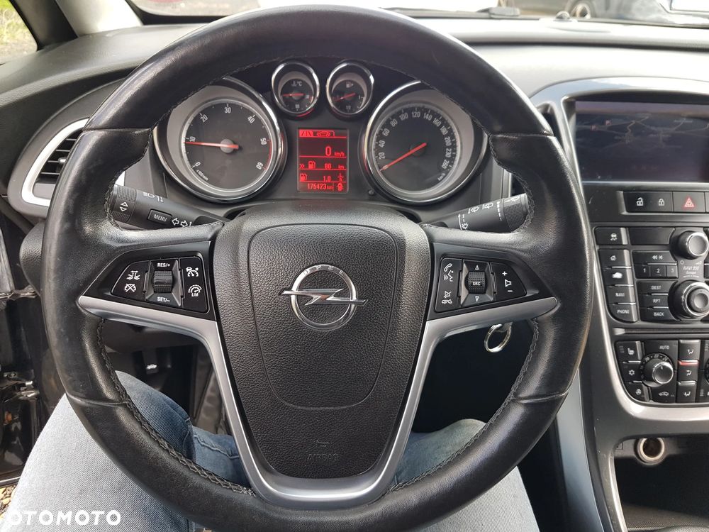 Opel Astra 2.0 CDTI DPF SportsTourer Exklusiv - 22
