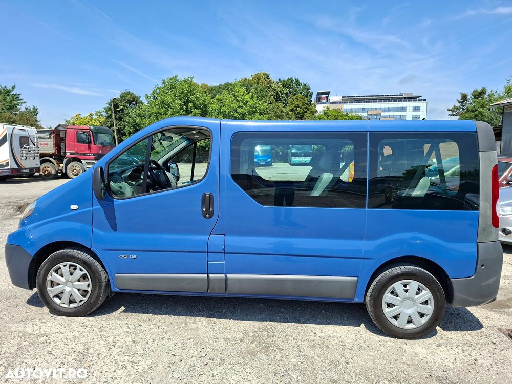 Renault Trafic - 1