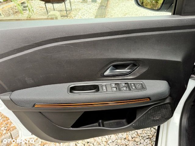 Dacia Sandero TCe 90 Comfort - 29