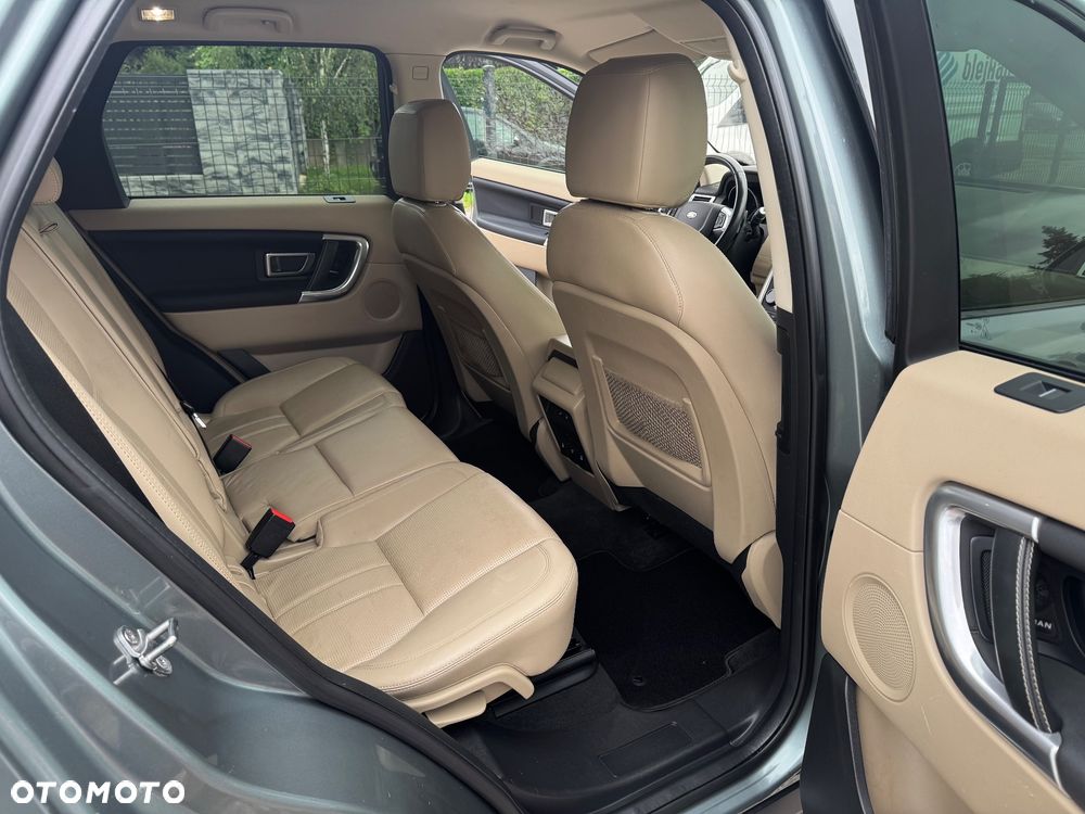 Land Rover Discovery Sport - 21
