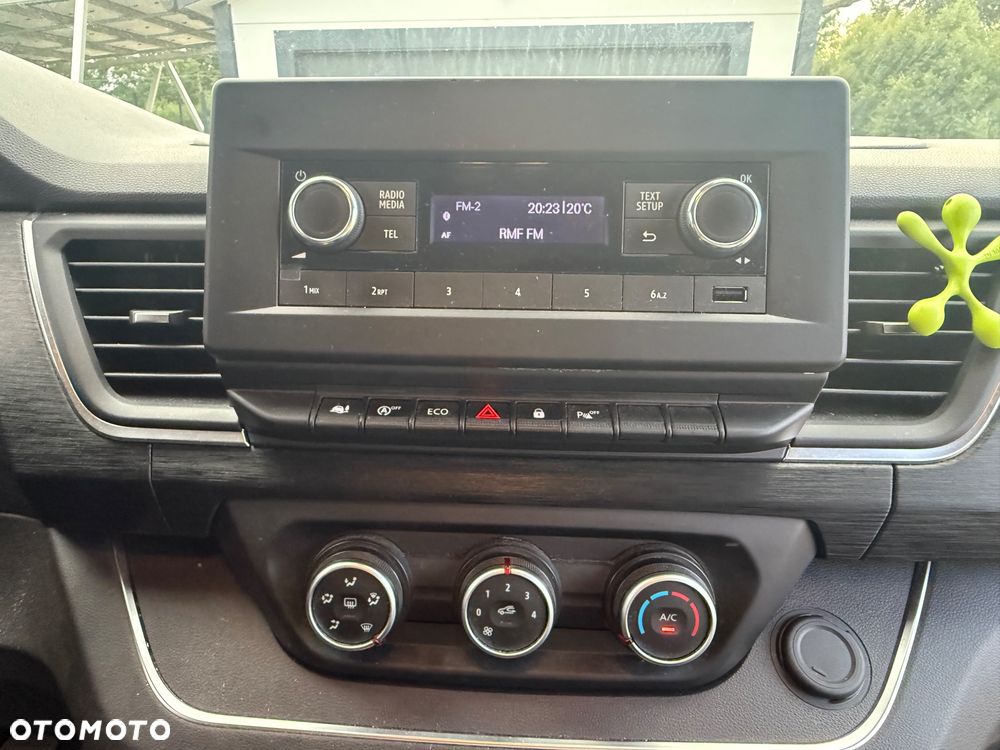 Renault Trafic - 9