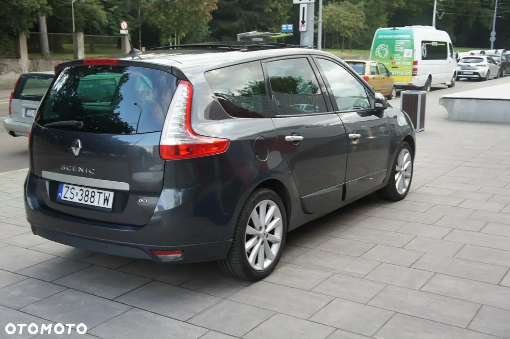 Renault Grand Scenic - 5