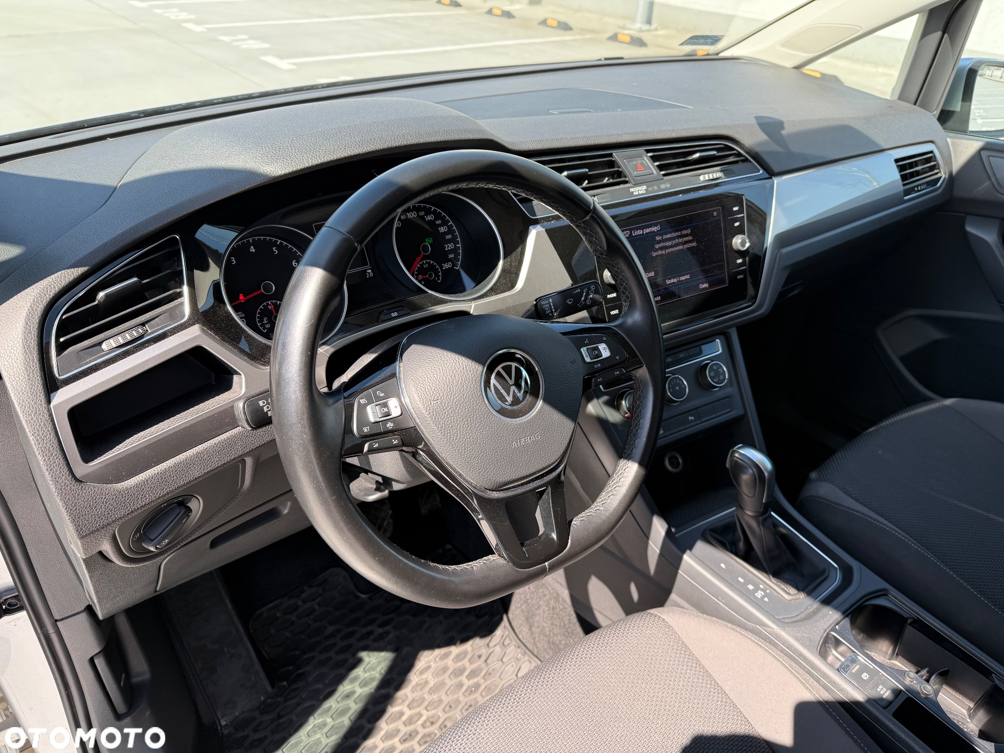 Volkswagen Touran 1.5 TSI EVO Trendline DSG - 14