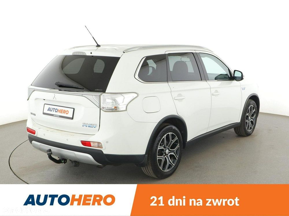 Mitsubishi Outlander - 7