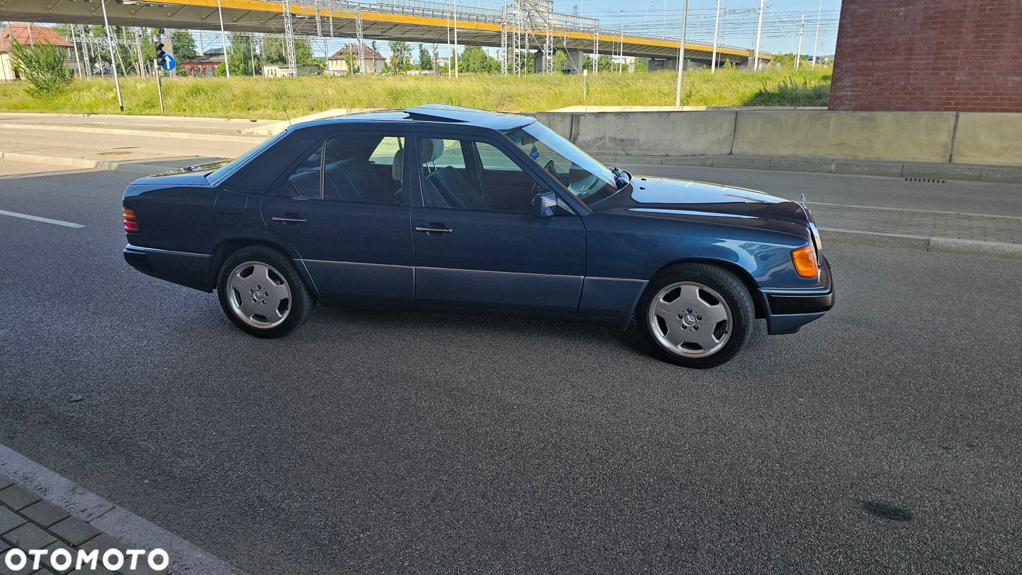 Mercedes-Benz W124 (1984-1993) - 22