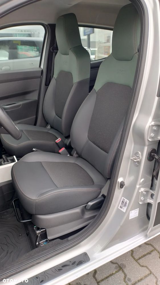 Dacia Spring Electric 26.8kWh 65 Extreme - 5