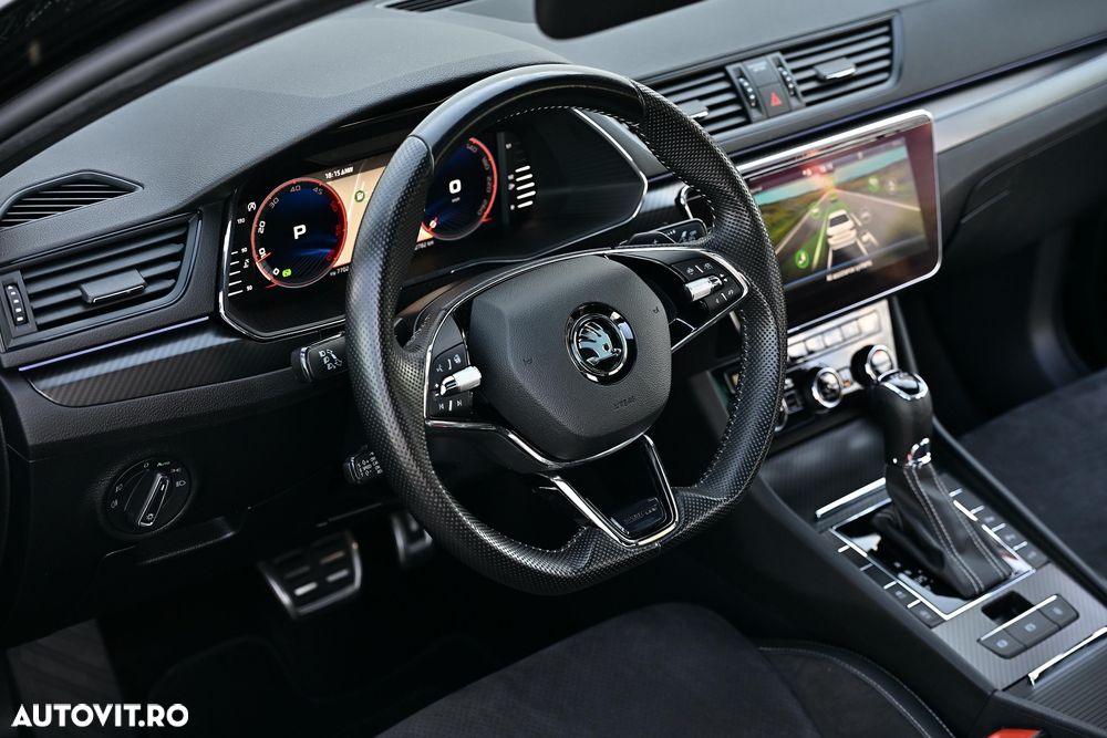 Skoda Superb 2.0 TDI DSG Sportline - 26
