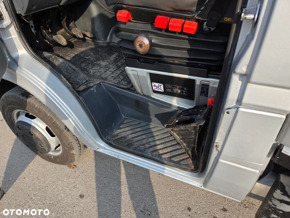 Mercedes-Benz SPRINTER 416 - 14