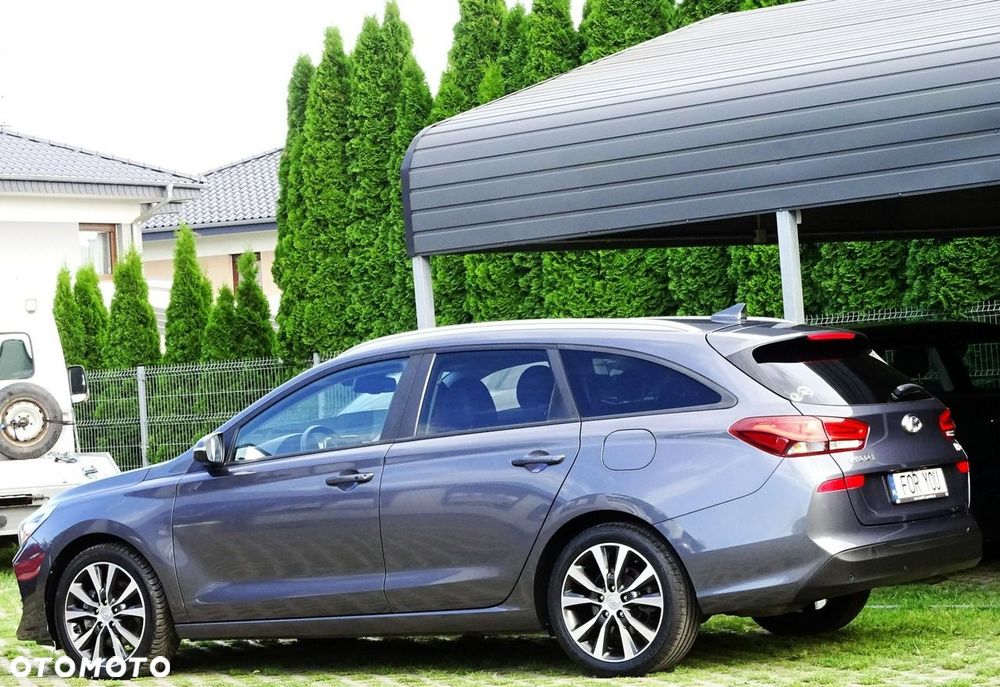 Hyundai i30 1.6 CRDI Premium DCT - 9