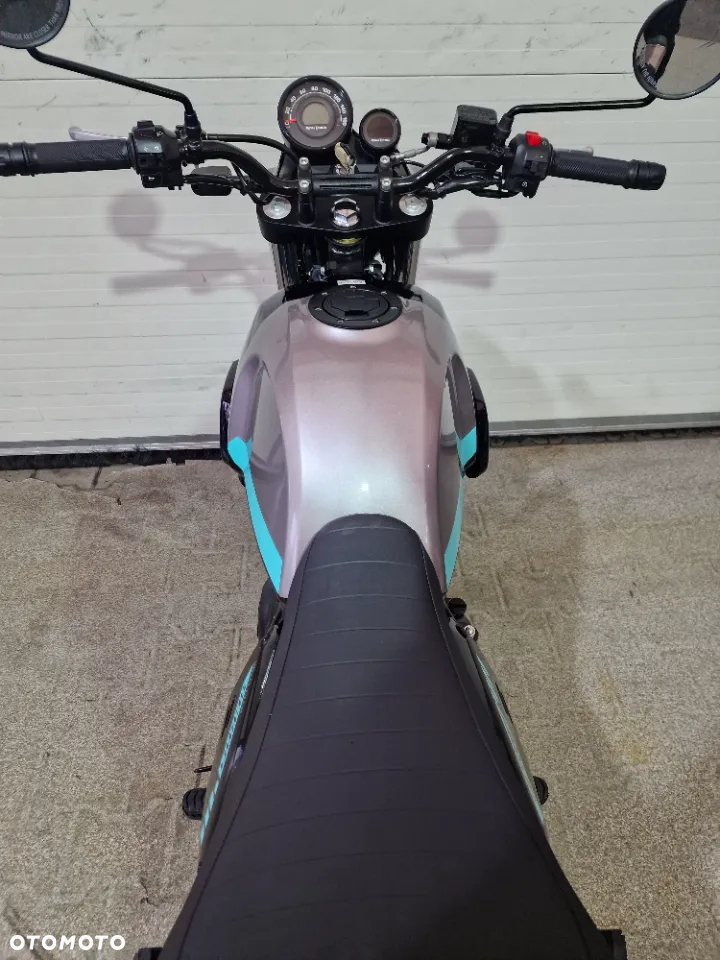 Royal Enfield Inny - 36
