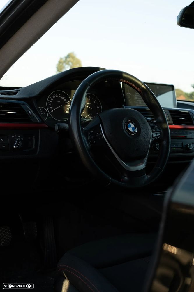 BMW 318 Gran Turismo d Line Sport - 4