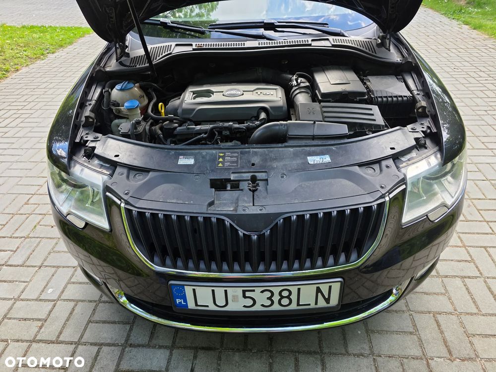 Skoda Superb 2.0 TSI Elegance DSG - 21