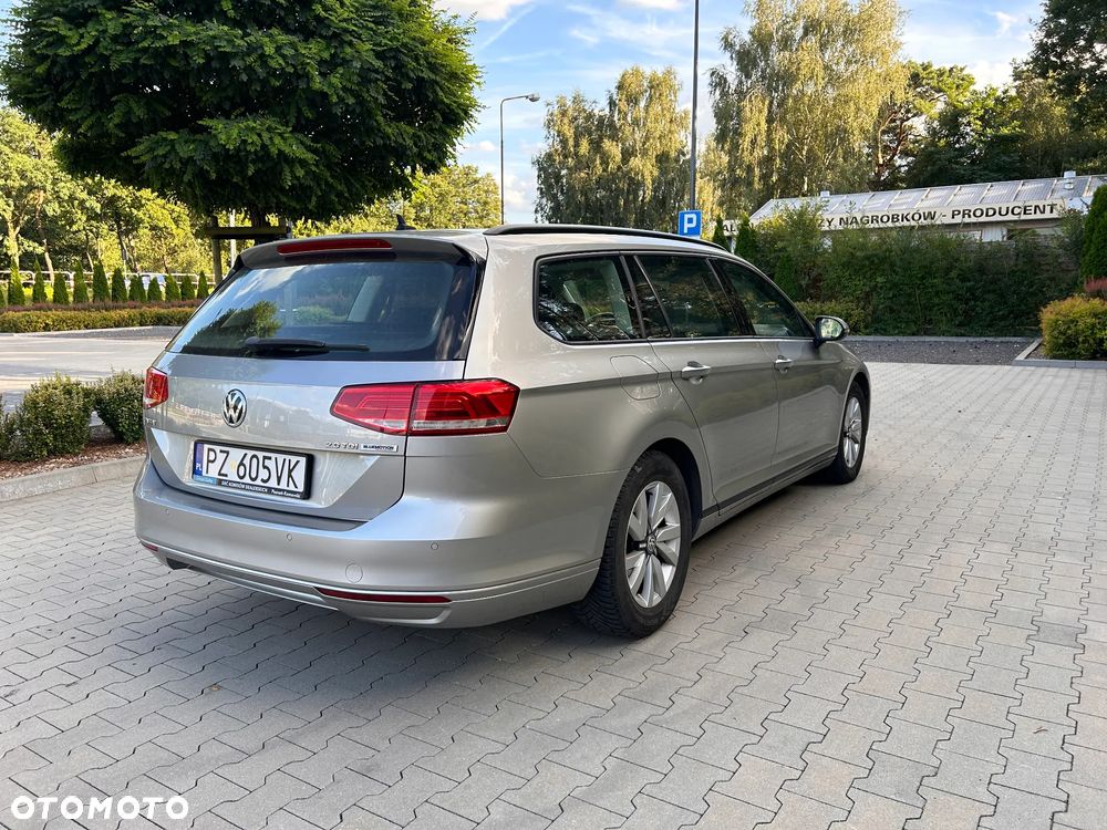 Volkswagen Passat - 3