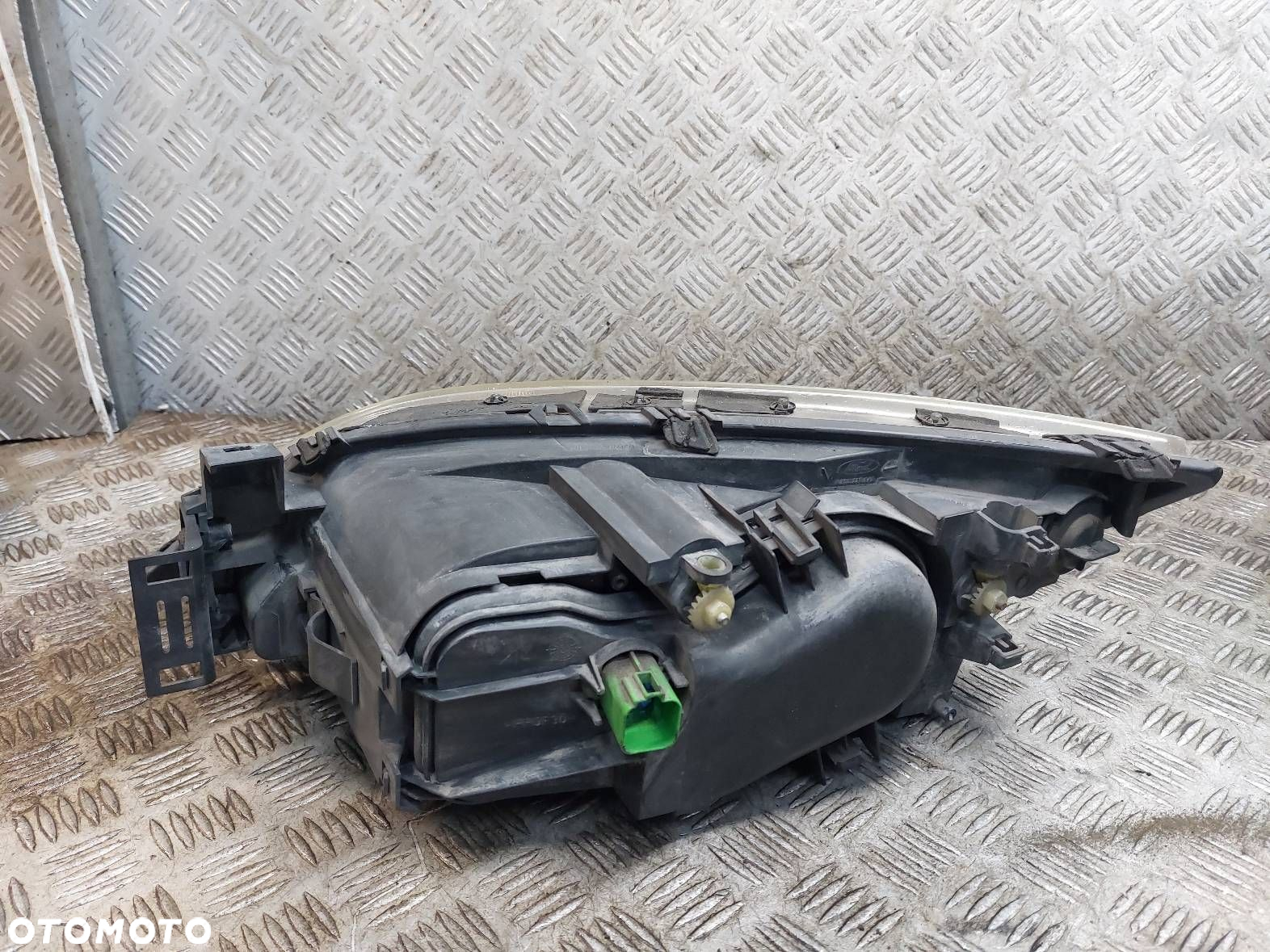 LAMPA PRAWY PRZÓD FORD MONDEO MK3 EU 1S71-13005-AL - 4
