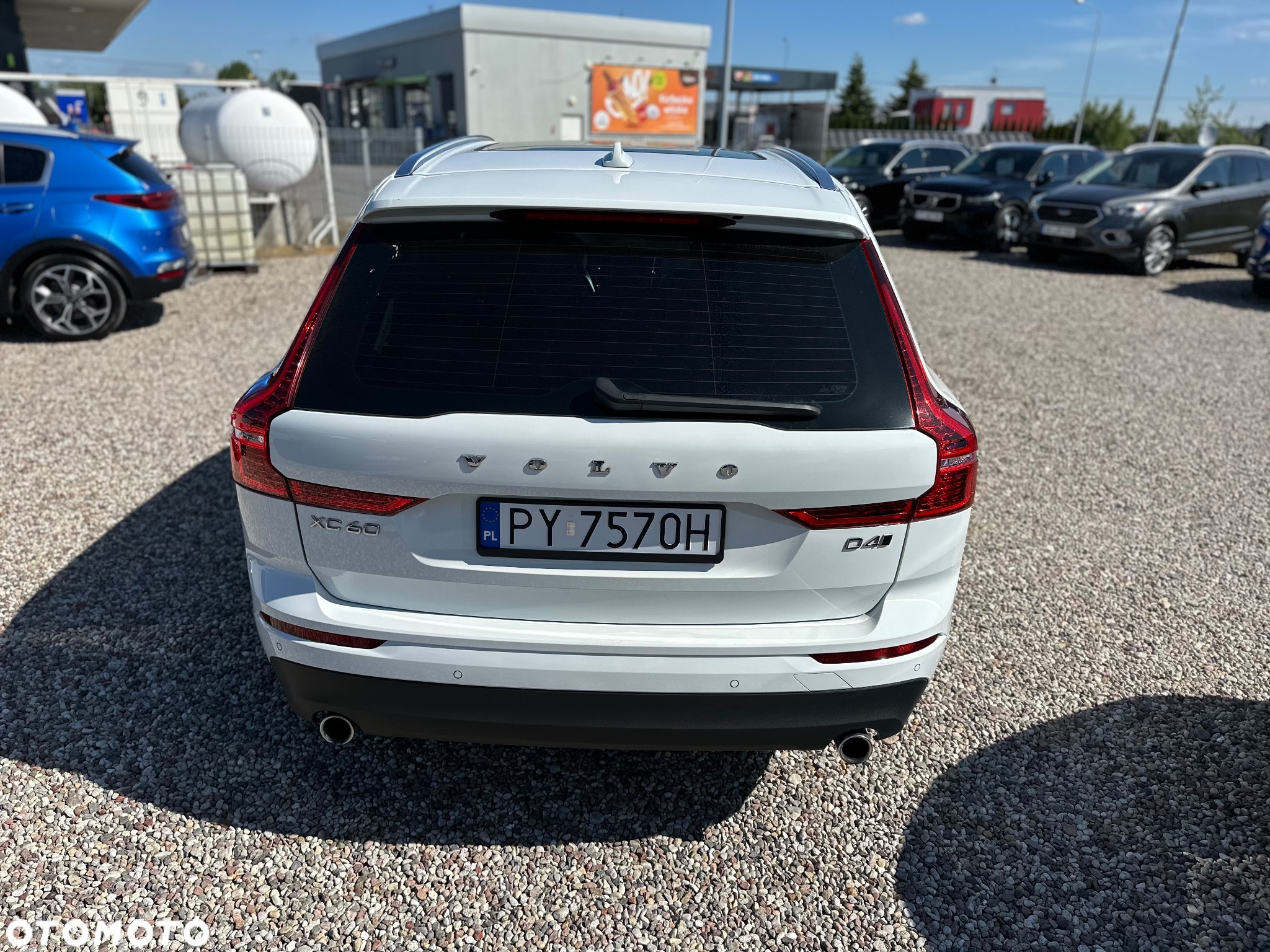 Volvo XC 60 D4 AWD Geartronic Momentum - 4
