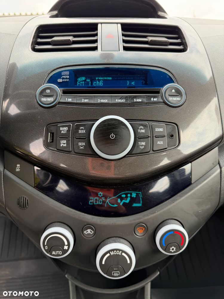 Chevrolet Spark 1.2 LT - 18