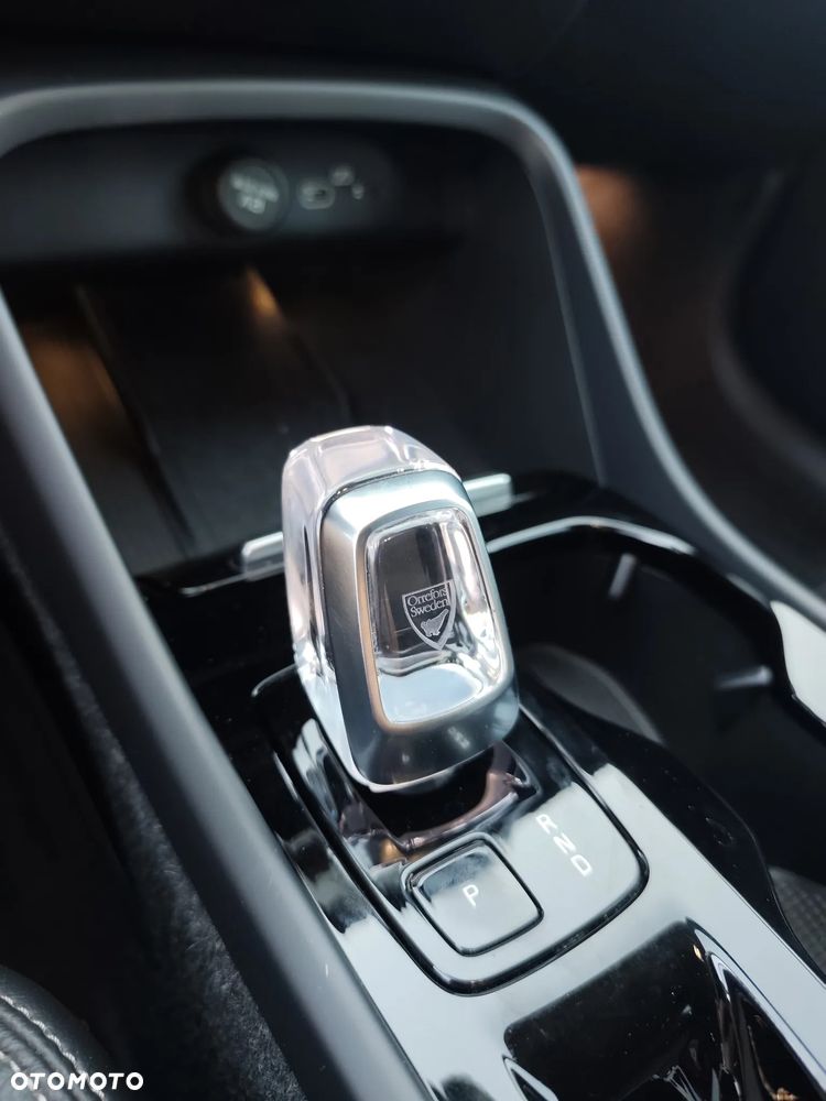 Volvo XC 40 B3 B DKG Plus Bright - 8