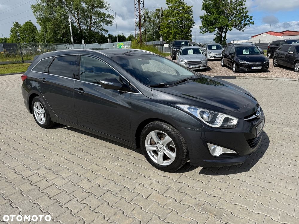 Hyundai i40 i40cw 1.6 Fifa World Cup Edition - 12
