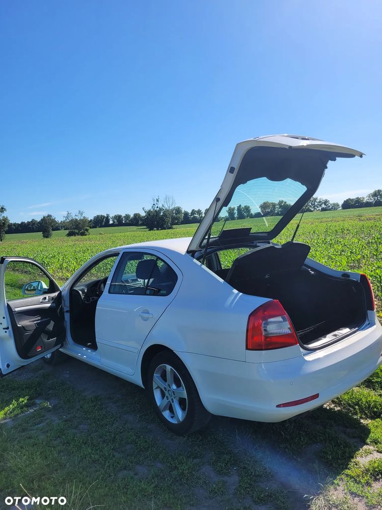 Skoda Octavia 1.4 TSI Active - 10