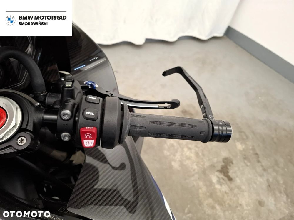 BMW S - 11