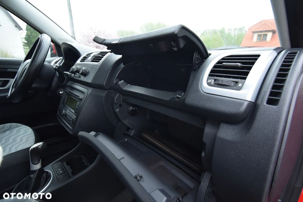 Skoda Fabia 1.2 HTP Ambiente - 21