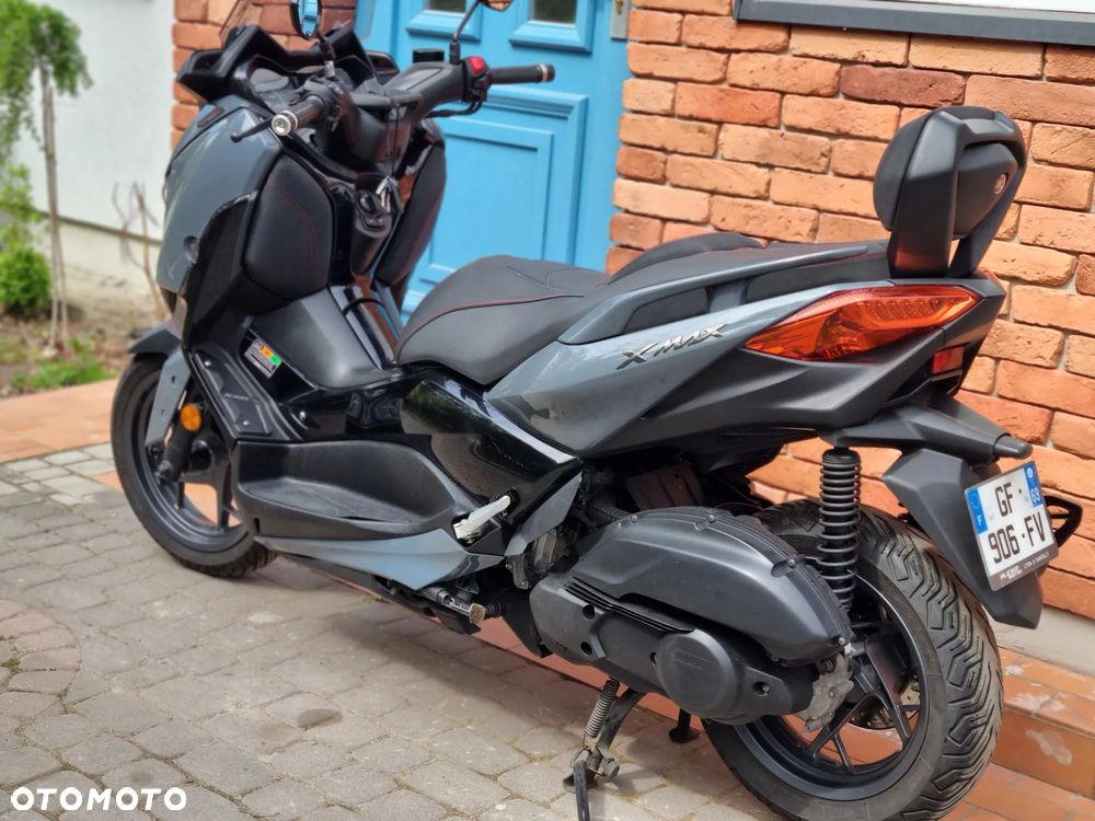 Yamaha X-max - 14