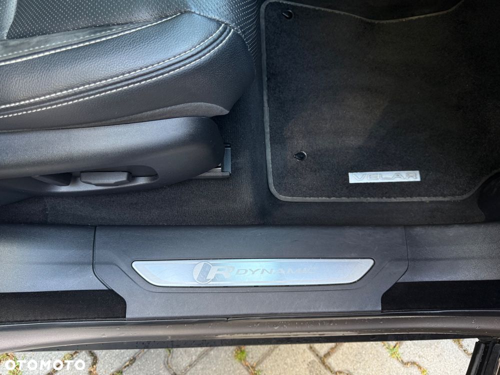 Land Rover Range Rover Velar D300 Dynamic SE - 25