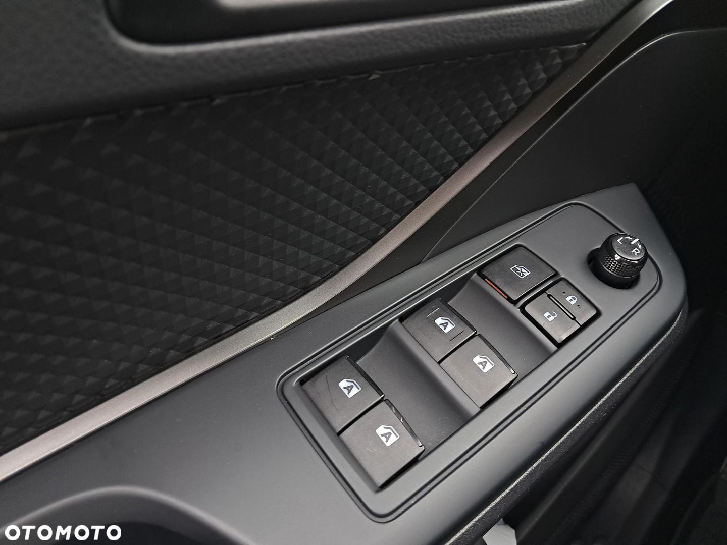 Toyota C-HR 1.2 T GPF Premium - 15
