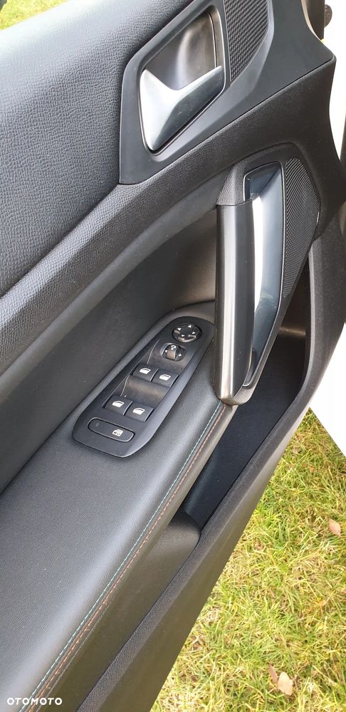 Peugeot 308 SW BlueHDi 130 EAT8 Stop & Start Tech Edition - 17