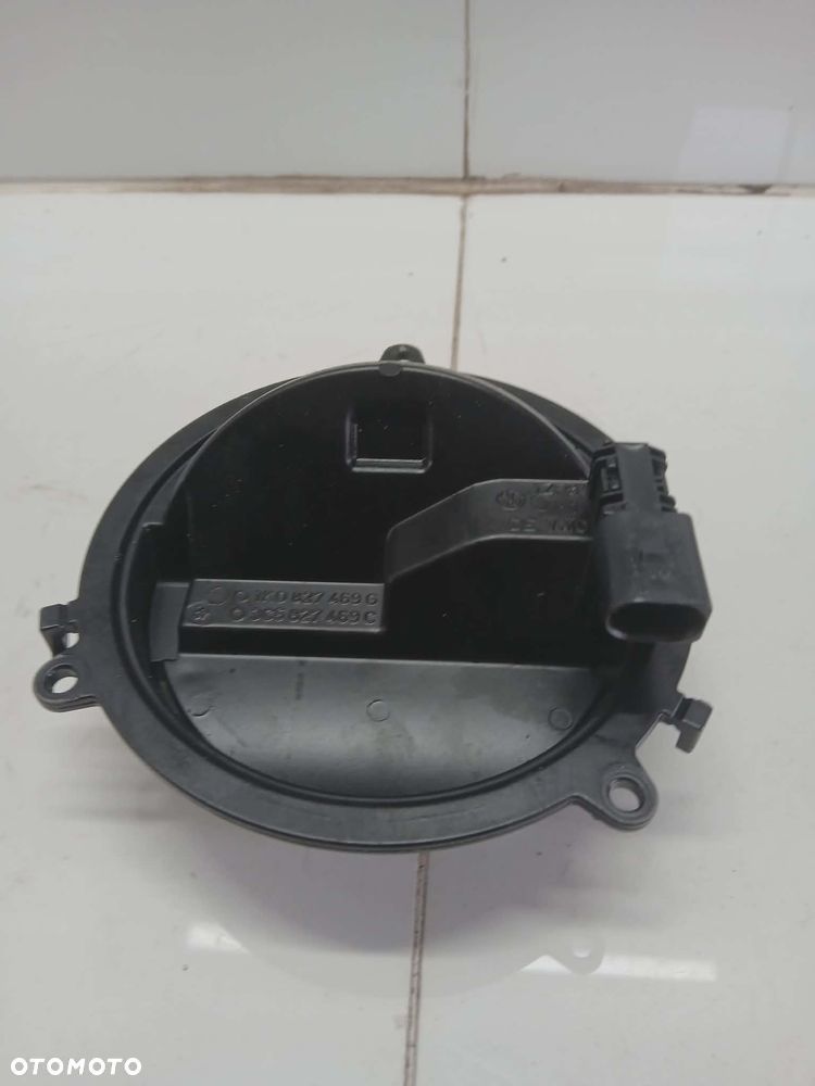 UCHWYT KLAMKA ZNACZEK TYŁ TYLNA KLAPY BAGAŻNIKA VW GOLF V PASSAT B6 EOS 1K0827469G  3C5827469C - 3