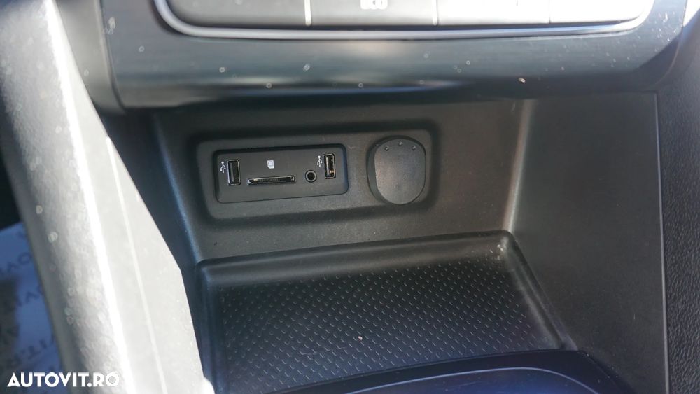 Renault Megane ENERGY TCe 130 GT LINE - 25