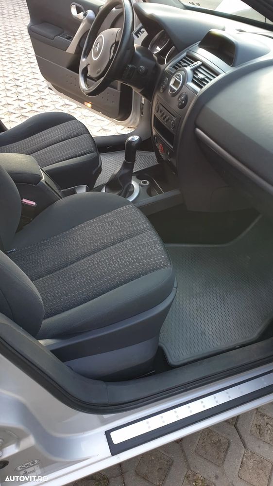 Renault Megane II 1.6 Dynamique - 7