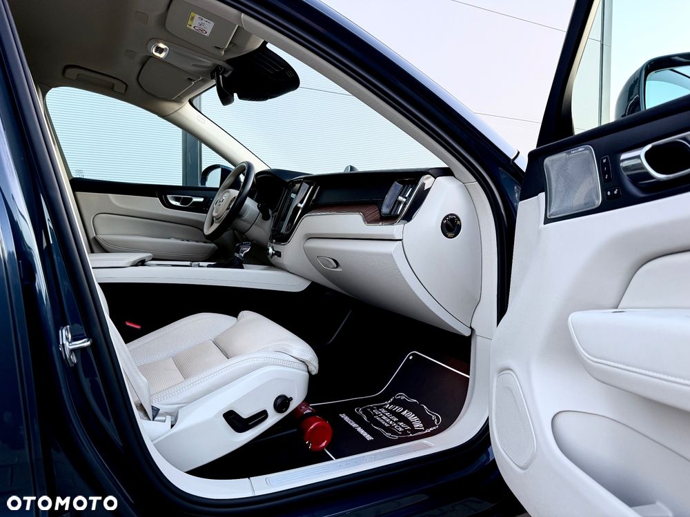Volvo XC 60 D4 Inscription - 29